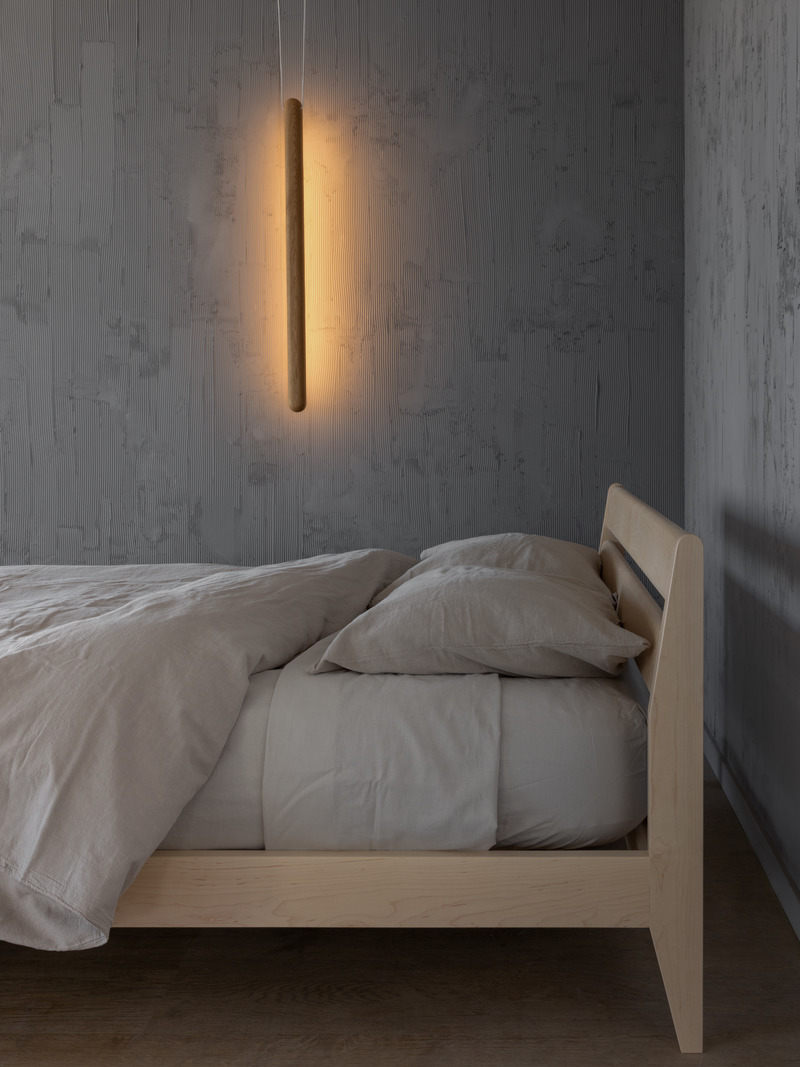 Dossier de presse | 3941-03 - Communiqué de presse | Alphabet lance une nouvelle collection pour le printemps - Alphabet - Produit - Lit Minuit + lampe Sud - Crédit photo : Crédit photo : Gabriel DeRossi