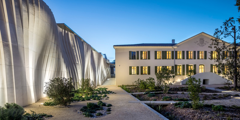Press kit | 5592-01 - Press release | Design Educates Awards  Winners 2021 - Laka Foundation - Competition -   Honorable mention in architectural design - DELAS FRÈRES WINERY, Author: Carl Fredrik Svenstedt Architect - Photo credit:  Sergio Grazia 