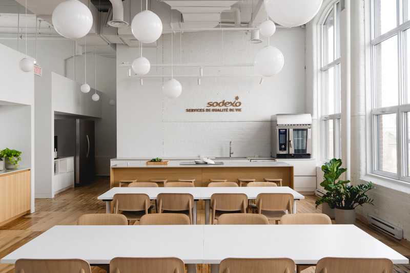 Dossier de presse | 1685-02 - Communiqué de presse | Sodexo Montreal : espaces de qualité de vie - L'Abri, Vives St-Laurent, Modulor - Design d’intérieur commercial - Crédit photo : Raphaël Thibodeau