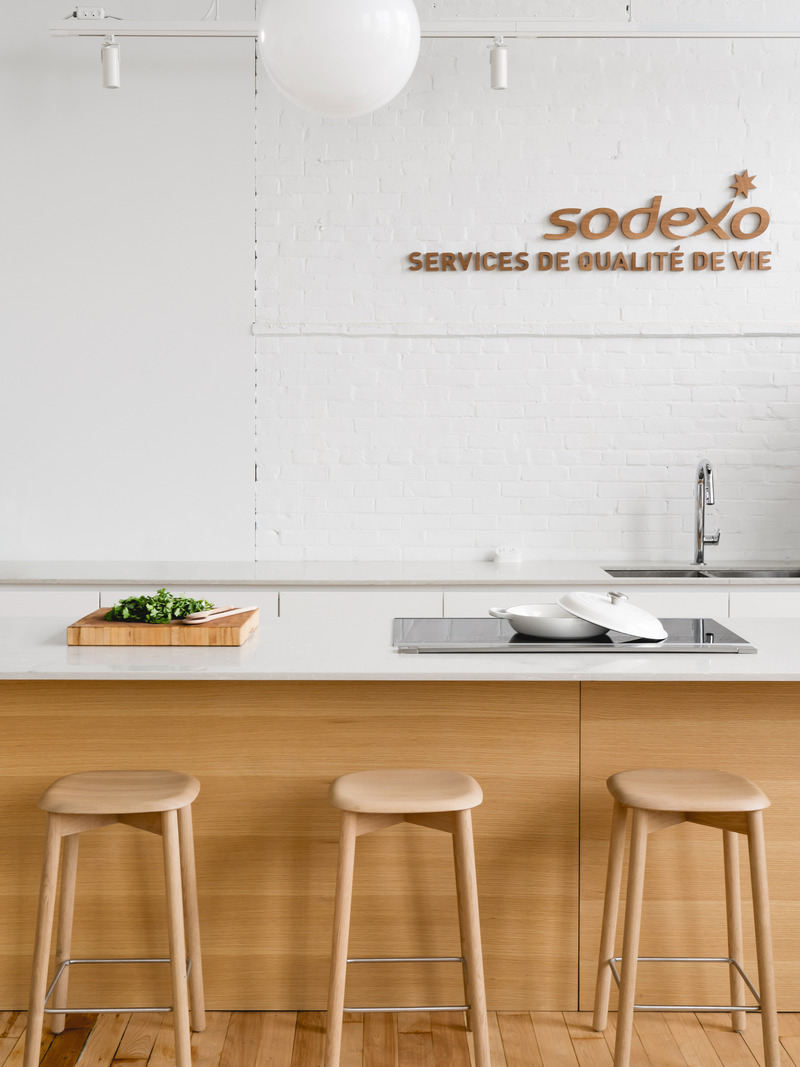Dossier de presse | 1685-02 - Communiqué de presse | Sodexo Montreal : espaces de qualité de vie - L'Abri, Vives St-Laurent, Modulor - Design d’intérieur commercial - Crédit photo : Raphaël Thibodeau