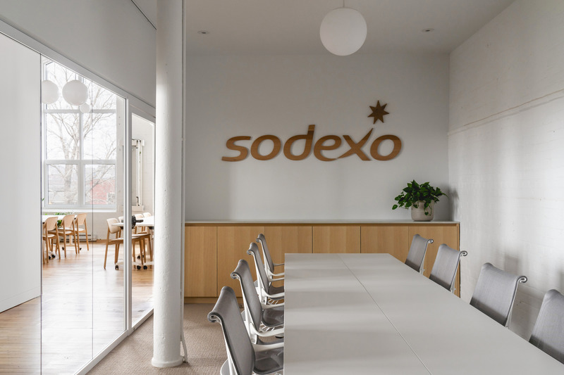 Dossier de presse | 1685-02 - Communiqué de presse | Sodexo Montreal : espaces de qualité de vie - L'Abri, Vives St-Laurent, Modulor - Design d’intérieur commercial - Crédit photo : Raphaël Thibodeau