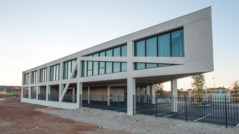 Press kit | 5618-01 - Press release | Equation - Amat & Saint-Val Architectes - Commercial Architecture - Photo credit: asva