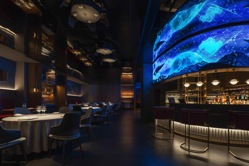Dossier de presse | 5588-02 - Communiqué de presse | XU JI Seafood Restaurant (Land Kylin) - Daxiang Design Studio - Design d’intérieur commercial - A mirror image of public space - Crédit photo : ©️Chuan He