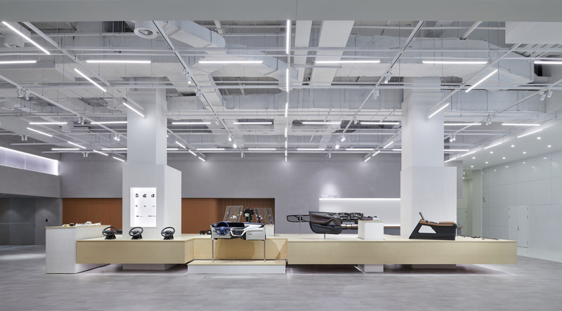 Dossier de presse | 4869-02 - Communiqué de presse | Showroom Complex - Studio DOTCOF - Design d’intérieur commercial - Crédit photo : Chen Hao