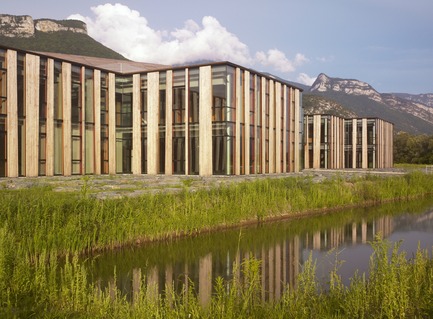 Dossier de presse | 972-01 - Communiqué de presse | Siège mondial de Rossignol - Hérault Arnod architectures - Architecture commerciale - Crédit photo : André Morin