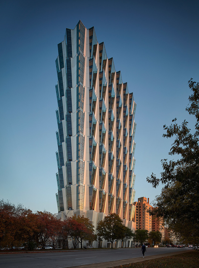 Press kit | 1071-12 - Press release | Architizer Announces  Shortlist of the World’s Best Architecture 2021 - Architizer - Residential Architecture - One Hundred by Studio Gang, St. Louis, United States - Photo credit: Tom Harris