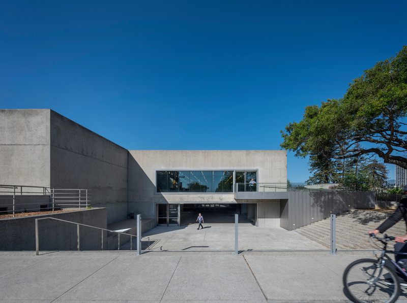 Dossier de presse | 1187-07 - Communiqué de presse | AIA San Francisco Announces 2021 Design Awards Recipients - AIA San Francisco - Concours - <p style=""><font style="vertical-align: inherit;"><font style="vertical-align: inherit;"><b><font style="vertical-align: inherit;"><font style="vertical-align: inherit;"><font style="vertical-align: inherit;"><font style="vertical-align: inherit;"><font style="vertical-align: inherit;"><font style="vertical-align: inherit;">Award</font></font></font></font></font></font></b></font></font></p><p style=""><font style="vertical-align: inherit;"><font style="vertical-align: inherit;"><font style="vertical-align: inherit;"><font style="vertical-align: inherit;"><font style="vertical-align: inherit;"><font style="vertical-align: inherit;">Architecture Merit Award</font></font></font></font></font></font></p><p style=""><font style="vertical-align: inherit;"><font style="vertical-align: inherit;"><font style="vertical-align: inherit;"><font style="vertical-align: inherit;"><font style="vertical-align: inherit;"><font style="vertical-align: inherit;"><font style="vertical-align: inherit;"><font style="vertical-align: inherit;">+ Public Design Commendation</font></font></font></font></font></font></font></font></p><p style=""><br style=""></p><p><font style="vertical-align: inherit;"><font style="vertical-align: inherit;"><b><font style="vertical-align: inherit;"><font style="vertical-align: inherit;"><font style="vertical-align: inherit;"><font style="vertical-align: inherit;"><font style="vertical-align: inherit;"><font style="vertical-align: inherit;">Project</font></font></font></font></font></font></b></font></font></p><p style=""><font style="vertical-align: inherit;"><font style="vertical-align: inherit;"><font style="vertical-align: inherit;"><font style="vertical-align: inherit;"><font style="vertical-align: inherit;"><font style="vertical-align: inherit;">Oakland Museum of California</font></font></font></font></font></font><font style="vertical-align: inherit;"><font style="vertical-align: inherit;"> </font></font><br style=""></p><p style=""><br style=""></p><p><font style="vertical-align: inherit;"><font style="vertical-align: inherit;"><b><font style="vertical-align: inherit;"><font style="vertical-align: inherit;"><font style="vertical-align: inherit;"><font style="vertical-align: inherit;"><font style="vertical-align: inherit;"><font style="vertical-align: inherit;">Architect</font></font></font></font></font></font></b></font></font></p><p style=""><font style="vertical-align: inherit;"><font style="vertical-align: inherit;"><font style="vertical-align: inherit;"><font style="vertical-align: inherit;"><font style="vertical-align: inherit;"><font style="vertical-align: inherit;">Mark Cavagnero Associates</font></font></font></font></font></font><font style="vertical-align: inherit;"><font style="vertical-align: inherit;"> </font></font><font style="vertical-align: inherit;"><font style="vertical-align: inherit;"> </font></font><br style=""></p> - Crédit photo : <p style="">Tim Griffith Photography</p> 