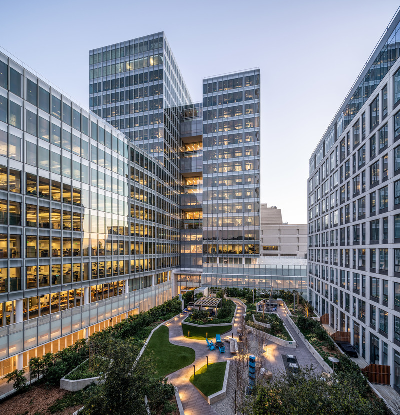 Dossier de presse | 1187-07 - Communiqué de presse | AIA San Francisco Announces 2021 Design Awards Recipients - AIA San Francisco - Concours - <font style="vertical-align: inherit;"><font style="vertical-align: inherit;"> </font></font><p><font style="vertical-align: inherit;"><font style="vertical-align: inherit;"><b><font style="vertical-align: inherit;"><font style="vertical-align: inherit;"><font style="vertical-align: inherit;"><font style="vertical-align: inherit;"><font style="vertical-align: inherit;"><font style="vertical-align: inherit;"><font style="vertical-align: inherit;"><font style="vertical-align: inherit;">Award</font></font></font></font></font></font></font></font></b></font></font></p><p><font style="vertical-align: inherit;"><font style="vertical-align: inherit;"><font style="vertical-align: inherit;"><font style="vertical-align: inherit;"><font style="vertical-align: inherit;"><font style="vertical-align: inherit;"><font style="vertical-align: inherit;"><font style="vertical-align: inherit;"><font style="vertical-align: inherit;"><font style="vertical-align: inherit;">Architecture Merit Award</font></font></font></font></font></font></font></font></font></font></p><p style=""><br style=""></p><p><font style="vertical-align: inherit;"><font style="vertical-align: inherit;"><b><font style="vertical-align: inherit;"><font style="vertical-align: inherit;"><font style="vertical-align: inherit;"><font style="vertical-align: inherit;"><font style="vertical-align: inherit;"><font style="vertical-align: inherit;"><font style="vertical-align: inherit;"><font style="vertical-align: inherit;">Project</font></font></font></font></font></font></font></font></b></font></font></p><p><font style="vertical-align: inherit;"><font style="vertical-align: inherit;"><font style="vertical-align: inherit;"><font style="vertical-align: inherit;"><font style="vertical-align: inherit;"><font style="vertical-align: inherit;"><font style="vertical-align: inherit;"><font style="vertical-align: inherit;"><font style="vertical-align: inherit;"><font style="vertical-align: inherit;">49 South Van Ness</font></font></font></font></font></font></font></font></font></font></p><p style=""><br style=""></p><p><font style="vertical-align: inherit;"><font style="vertical-align: inherit;"><font style="vertical-align: inherit;"><font style="vertical-align: inherit;"><b><font style="vertical-align: inherit;"><font style="vertical-align: inherit;"><font style="vertical-align: inherit;"><font style="vertical-align: inherit;"><font style="vertical-align: inherit;"><font style="vertical-align: inherit;">Architect</font></font></font></font></font></font></b></font></font></font></font></p><p><font style="vertical-align: inherit;"><font style="vertical-align: inherit;"><font style="vertical-align: inherit;"><font style="vertical-align: inherit;"><font style="vertical-align: inherit;"><font style="vertical-align: inherit;"><font style="vertical-align: inherit;"><font style="vertical-align: inherit;"><font style="vertical-align: inherit;"><font style="vertical-align: inherit;">Skidmore, Owings &amp; Merrill</font></font></font></font></font></font></font></font></font></font></p><font style="vertical-align: inherit;"><font style="vertical-align: inherit;"> </font></font> - Crédit photo :   Jason O'Rear Photography<br style=""> 