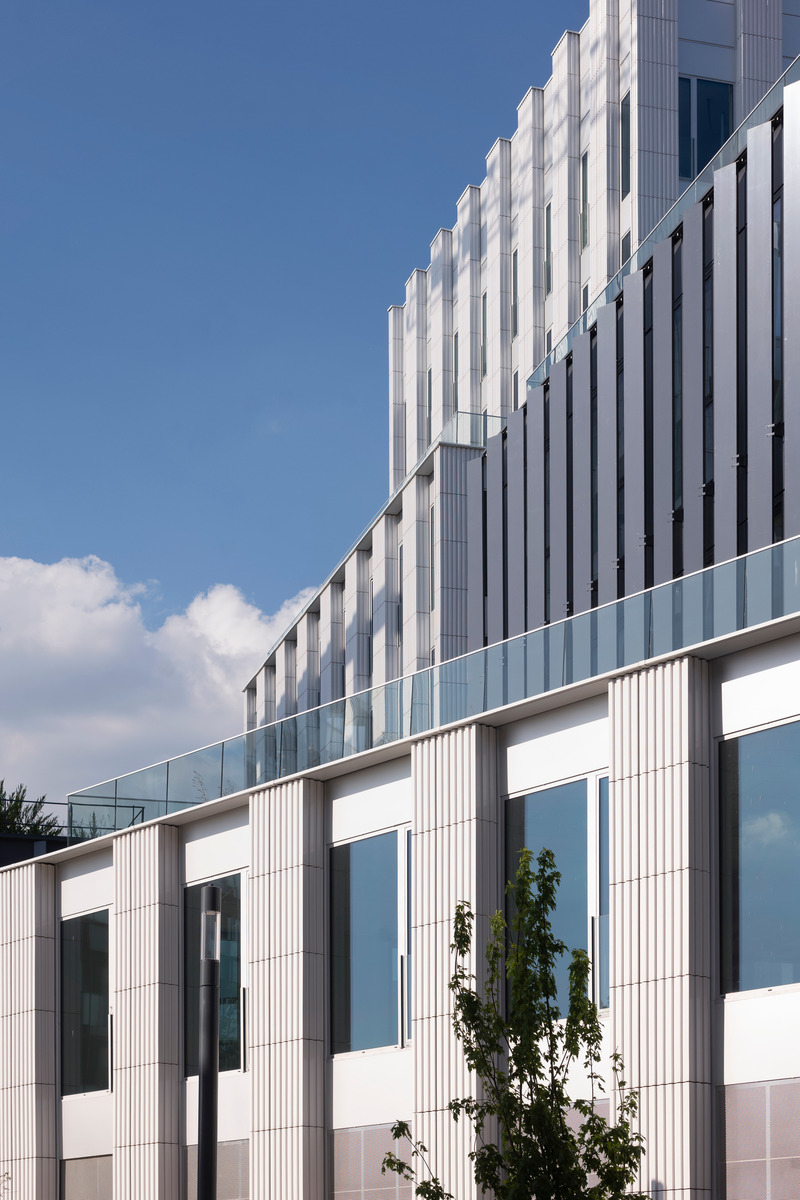 Press kit | 2845-03 - Press release | Partenord Habitat Plot - Coldefy - Institutional Architecture -  Detail of facades from the heart of the plot  - Photo credit: Julien Lanoo