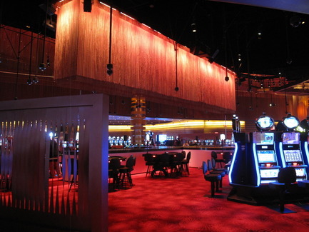Press kit | 621-18 - Press release | Lightemotion illuminates Revel Casino, the new benchmark for casino resorts - Lightemotion - Lighting Design - Photo credit: Lightemotion