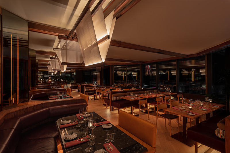 Press kit | 1301-05 - Press release | Planting a Tree of Convivial Connectivity at Hilton Doubletree - Atelier Zébulon Perron - Commercial Interior Design - Le Bivouac - Photo credit: Jean-Sébastien Senécal