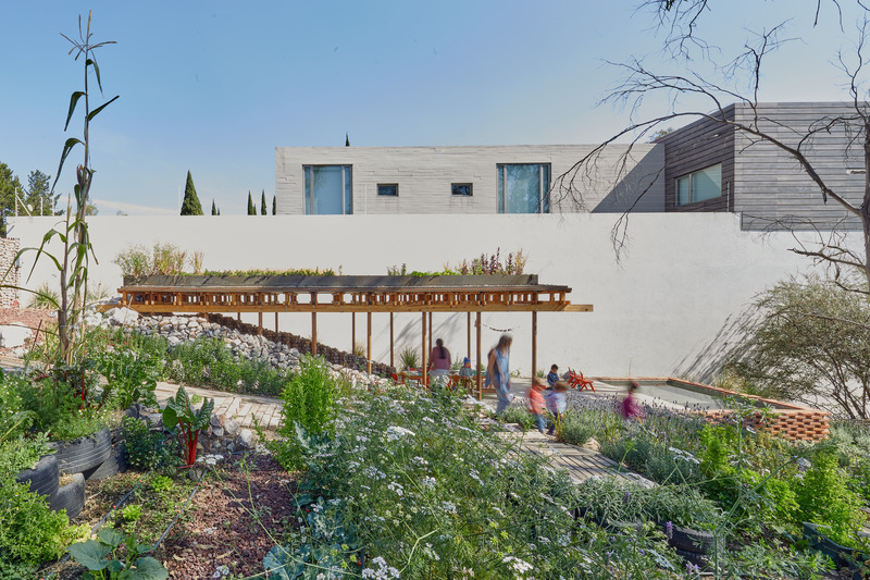 Dossier de presse | 5528-01 - Communiqué de presse | El Terreno - VERTEBRAL - Architecture institutionnelle - Crédit photo : Ricardo de la Concha
