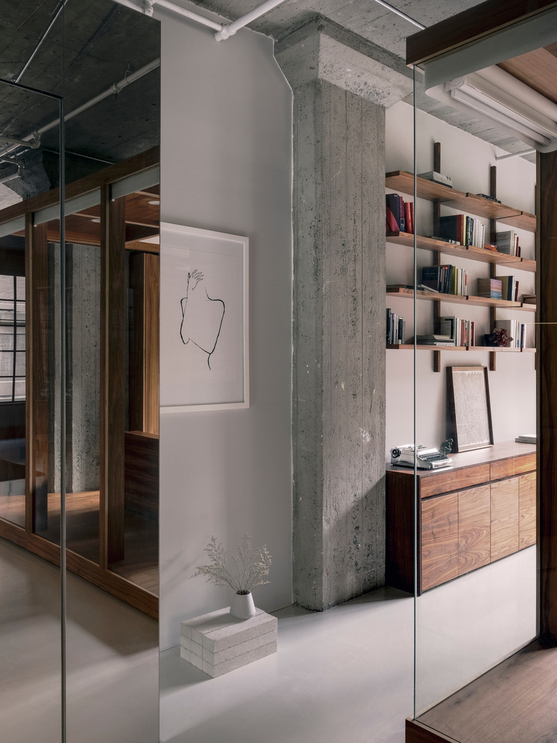 Press kit | 5663-01 - Press release | Rue de la Gauchetiere wins at the AZ Awards in residential category - Future Simple Studio - Residential Interior Design - Photo credit: Felix Michaud