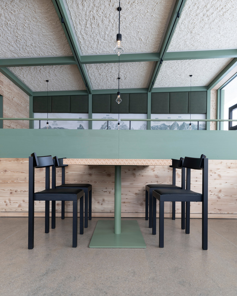 Press kit | 2913-01 - Press release | Appropriate_Bistro Bergsteiger - Plasma Studio - Commercial Architecture - Photo credit: Florian Jaenicke