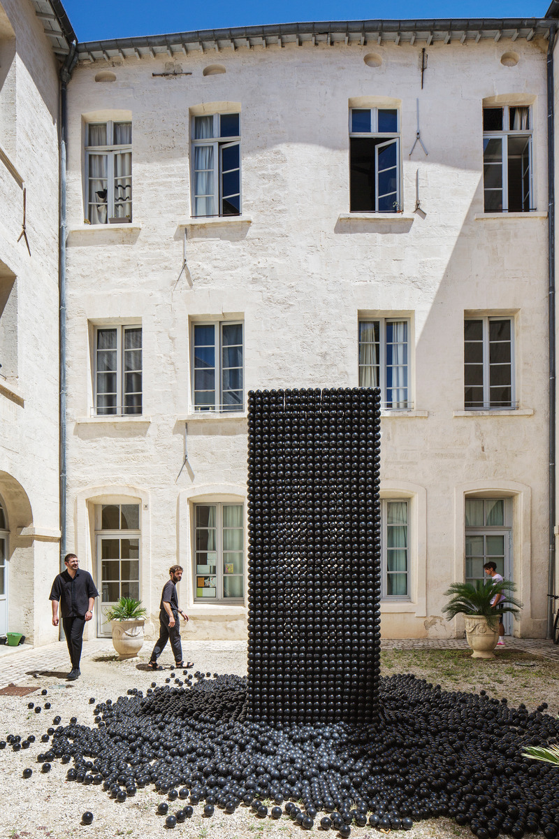 Dossier de presse | 982-47 - Communiqué de presse | Festival des Architectures Vives 2021 - Association Champ Libre - Art - <p>L’ESTHETIQUE DU MAL - Hernandez Hugues, Marty Ariane, Baufils Morgan</p> - Crédit photo : photoarchitecture festivaldesarchitecturesvives