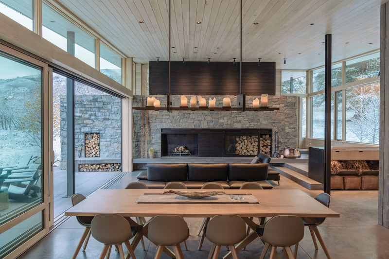 Dossier de presse | 5634-01 - Communiqué de presse | CCY Announces Publication of First Monograph, Connection, by Monacelli - CCY Architects - Architecture résidentielle -  CCY Architects' Gammel Damm, living-dining room - Crédit photo :  Draper White 