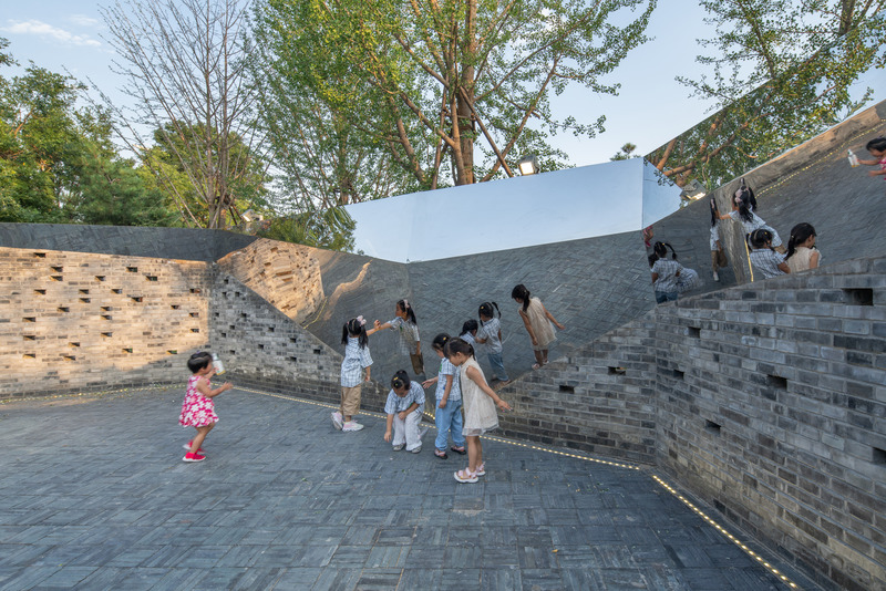 Dossier de presse | 5714-01 - Communiqué de presse | Songzhuang Micro Community Park - Crossboundaries - Architecture de paysage - Crédit photo : BAI Yu<br style="">