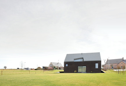 Dossier de presse | 955-01 - Communiqué de presse | Habitation TSL - adn architectures - Architecture résidentielle - Crédit photo : Filip Dujardin