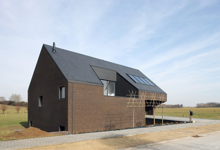 Dossier de presse | 955-01 - Communiqué de presse | Habitation TSL - adn architectures - Architecture résidentielle - Crédit photo : Filip Dujardin