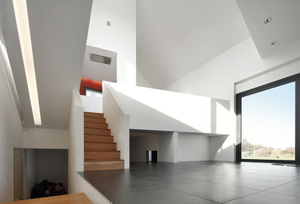 Dossier de presse | 955-01 - Communiqué de presse | Habitation TSL - adn architectures - Architecture résidentielle - Crédit photo : Filip Dujardin