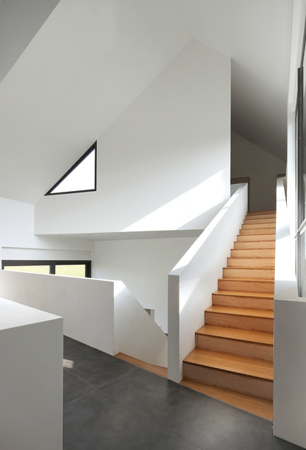 Dossier de presse | 955-01 - Communiqué de presse | Habitation TSL - adn architectures - Architecture résidentielle - Crédit photo : Filip Dujardin