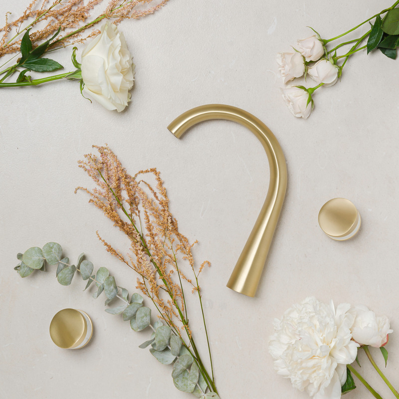 Dossier de presse | 5616-01 - Communiqué de presse | Une nouvelle collection au design unique pour Baril - BARIL - Produit - <p style="">FLORA - Robinet de lavabo et manettes personnalisables </p> - Crédit photo :  Eric Branover 