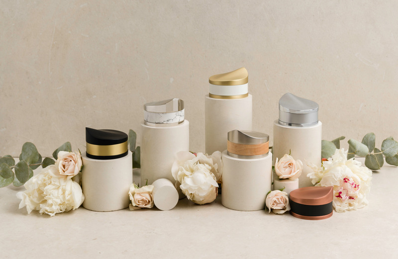 Dossier de presse | 5616-01 - Communiqué de presse | Une nouvelle collection au design unique pour Baril - BARIL - Produit - <p style="">Manettes personnalisables, 8 finis et 13 accents </p> - Crédit photo :  Eric Branover 