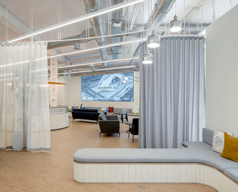 Dossier de presse | 3021-01 - Communiqué de presse | Siège de Mediabrands - Ruiz Pardo - Nebreda - Design d’intérieur commercial - <p class="">Siège de Mediabrands par Ruiz Pardo - Nebreda</p> - Crédit photo : Jesús Granada