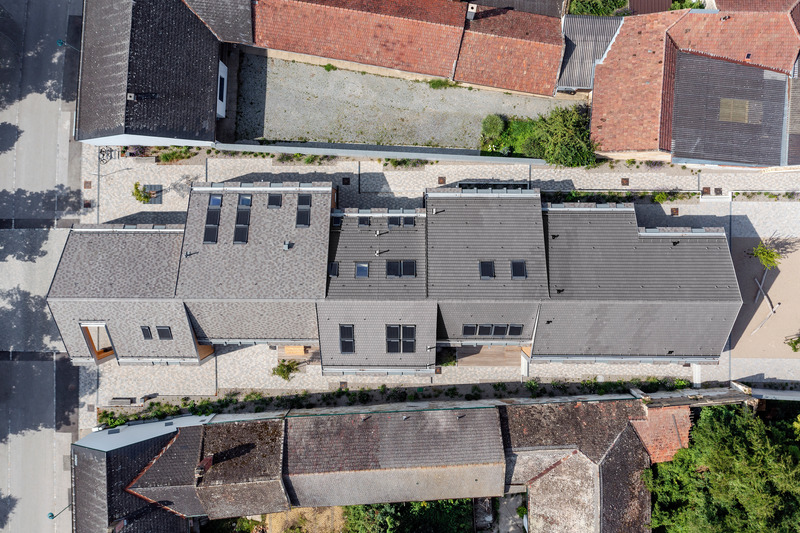 Dossier de presse | 2483-03 - Communiqué de presse | Community Center Großweikersdorf, Austria - smartvoll - Architecture institutionnelle - View from Above<br> - Crédit photo : Romana Fürnkranz