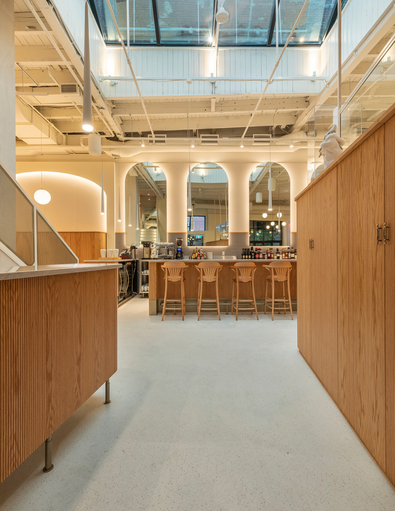 Press kit | 788-08 - Press release | Place Carmin - Clairoux - Commercial Interior Design - Photo credit: Julien Perron-Gagné