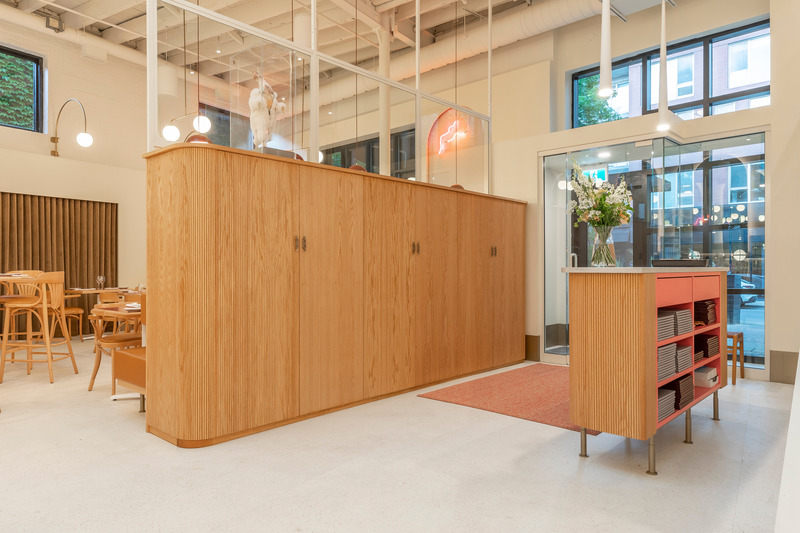 Press kit | 788-08 - Press release | Place Carmin - Clairoux - Commercial Interior Design - Photo credit: Julien Perron-Gagné