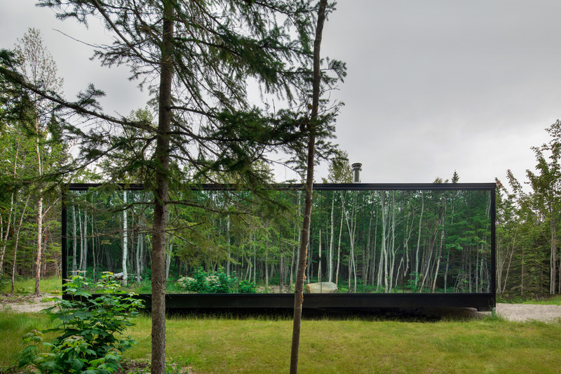 Dossier de presse | 1527-13 - Communiqué de presse | Miroir miroir… - Bourgeois / Lechasseur architectes - Architecture résidentielle - Crédit photo : Adrien Williams