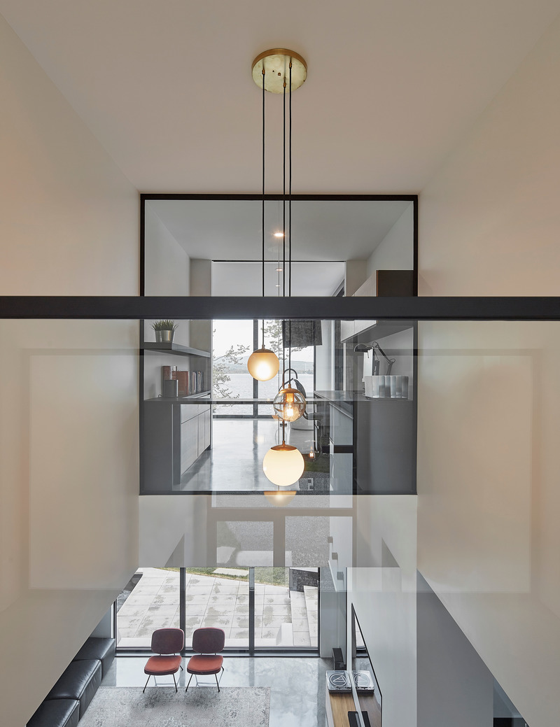 Press kit | 1775-01 - Press release | Fluid Connections with the Natural Setting of Brome Lake - Muuk Architecture, in collaboration avec Adurra Doors & Windows - Product - Photo credit:  Nanne Springer 