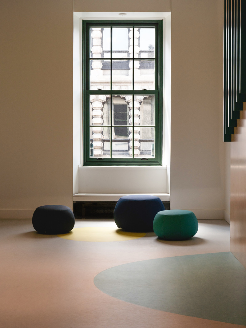 Dossier de presse | 5794-01 - Communiqué de presse | Pointe-à-Callière fait peau neuve et dévoile une toute nouvelle salle éducative haute en couleurs - Inscape le studio & La Camaraderie - Design d’intérieur commercial - Crédit photo : Raphaël Thibodeau