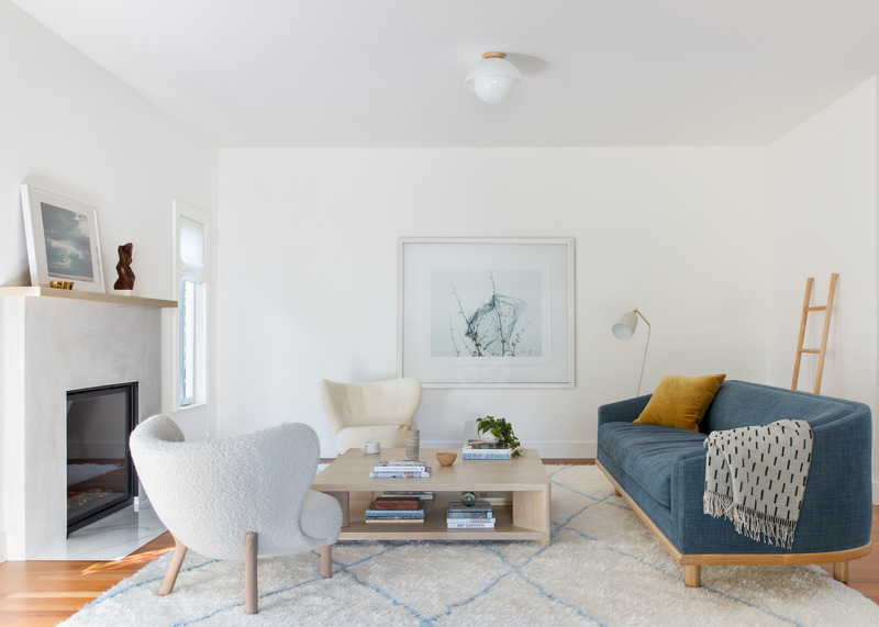 Press kit | 2757-25 - Press release | Medium Plenty's Holistic Designs Are Defined by Material Honesty - Medium Plenty - Residential Architecture - Beach House: Female designed furniture was a focus.  Designers include Nickey Kehoe, Shoppe Amber Interiors and more.   - Photo credit:  Suzanna Scott Photography 
