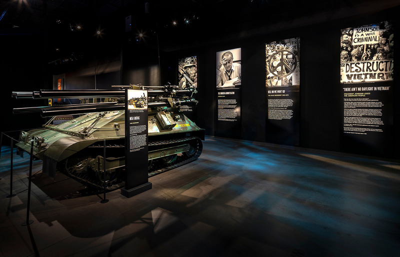 Press kit | 5805-01 - Press release | At the National Museum of Military Vehicles, Roto Reimagines the Traditional Military Museum - Roto - Event + Exhibition - National Museum of Military Vehicles: Immersive Thematic Design - Photo credit: Jay Rosenblatt Photography