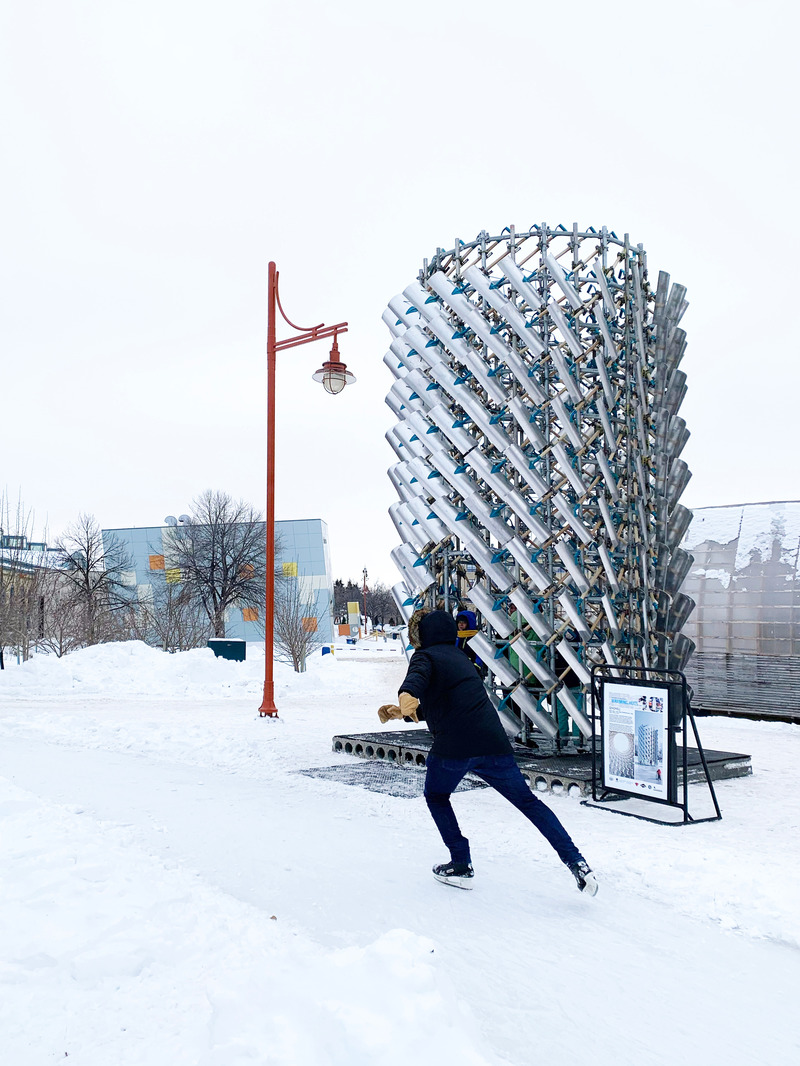 Dossier de presse | 4684-02 - Communiqué de presse | Livre « Warming Huts: a decade + of art and architecture on ice » - Dalhousie Architectural Press - Évènement + Exposition - <i>S(hovel)</i> (2020), Modern Office of Design and Architecture - Crédit photo : Modern Office of Design and Architecture