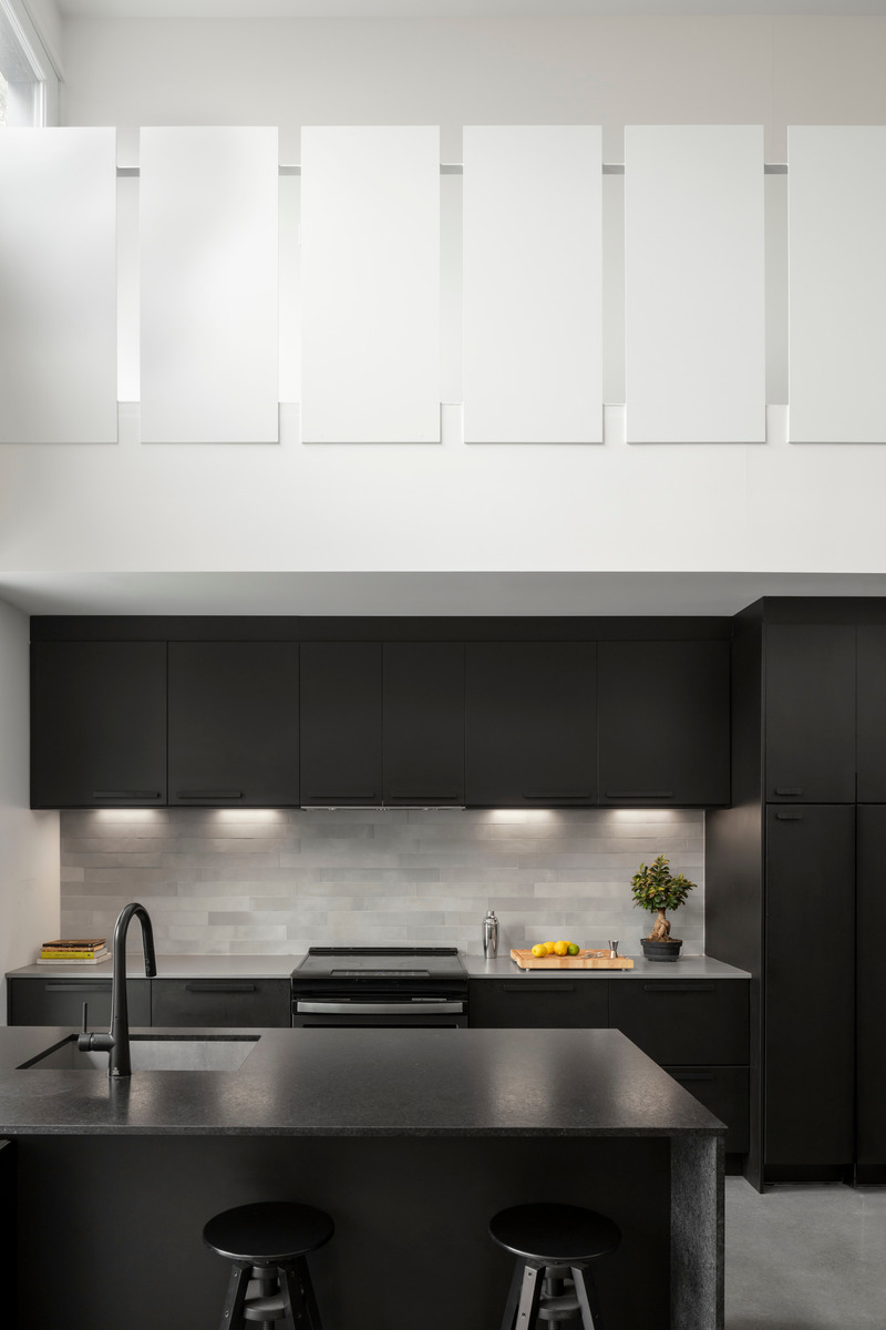 Press kit | 3322-01 - Press release | Blended distinction: Notre-Dame highlights Le Borgne Rizk’s expertise in modern reinterpretation - Le Borgne Rizk Architecture - Residential Architecture - Photo credit: Maxime Brouillet