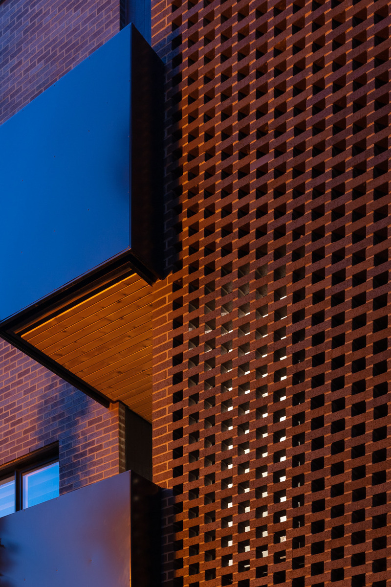 Press kit | 3322-01 - Press release | Blended distinction: Notre-Dame highlights Le Borgne Rizk’s expertise in modern reinterpretation - Le Borgne Rizk Architecture - Residential Architecture - Photo credit: Maxime Brouillet