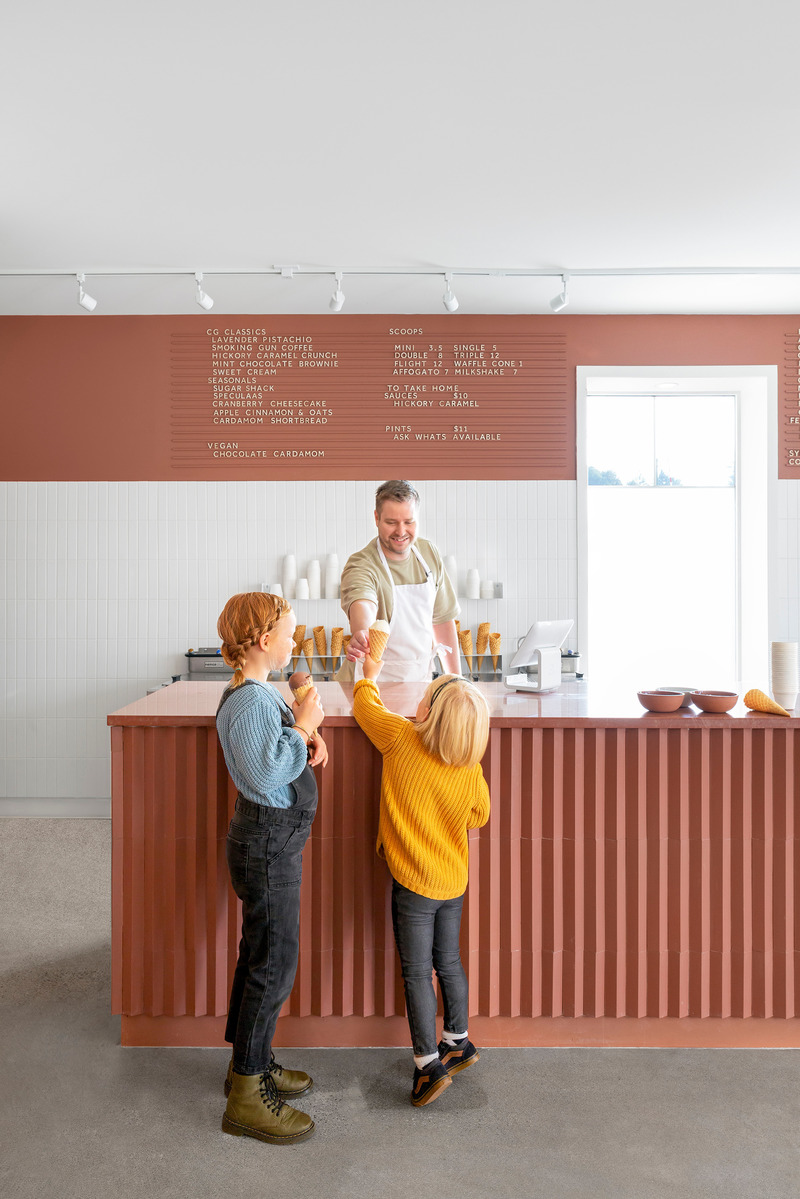 Dossier de presse | 2973-01 - Communiqué de presse | IDIBC Announces 2021 Awards of Excellence Recipients - Interior Designers Institute of British Columbia - Design d’intérieur commercial - <p class="">IDIBC Award of Excellence: Andrea McLean RID IDIBC; Common Good, Abbotsford BC; Food and Beverage category</p> - Crédit photo :  <p class="">Tina Kulic (3 of 6)</p> 