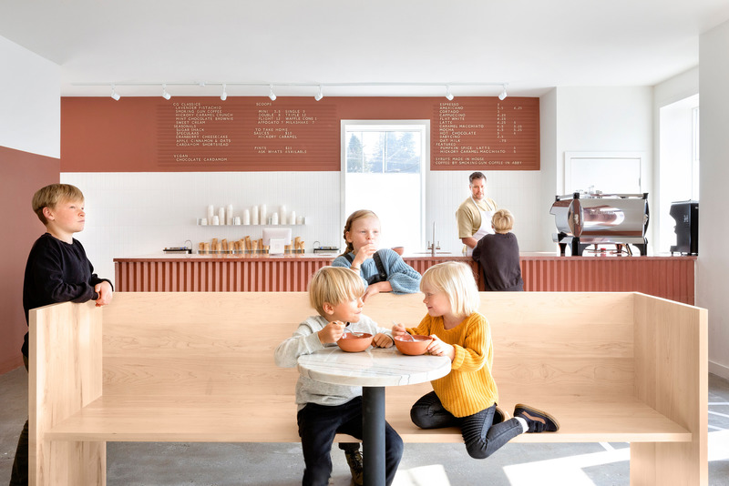 Dossier de presse | 2973-01 - Communiqué de presse | IDIBC Announces 2021 Awards of Excellence Recipients - Interior Designers Institute of British Columbia - Design d’intérieur commercial - <p class="">IDIBC Award of Excellence: Andrea McLean RID IDIBC; Common Good, Abbotsford BC; Food and Beverage category</p> - Crédit photo :  <p class="">Tina Kulic (1 of 6)</p> 