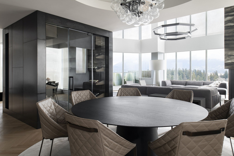 Dossier de presse | 2973-01 - Communiqué de presse | IDIBC Announces 2021 Awards of Excellence Recipients - Interior Designers Institute of British Columbia - Design d’intérieur commercial - <p class="">IDIBC Award of Merit: Jay Brooks RID IDIBC; Private Residence, Vancouver BC; Residential–Partial category</p> - Crédit photo :  <p class="">Larry Goldstein (6 of 6)</p> 