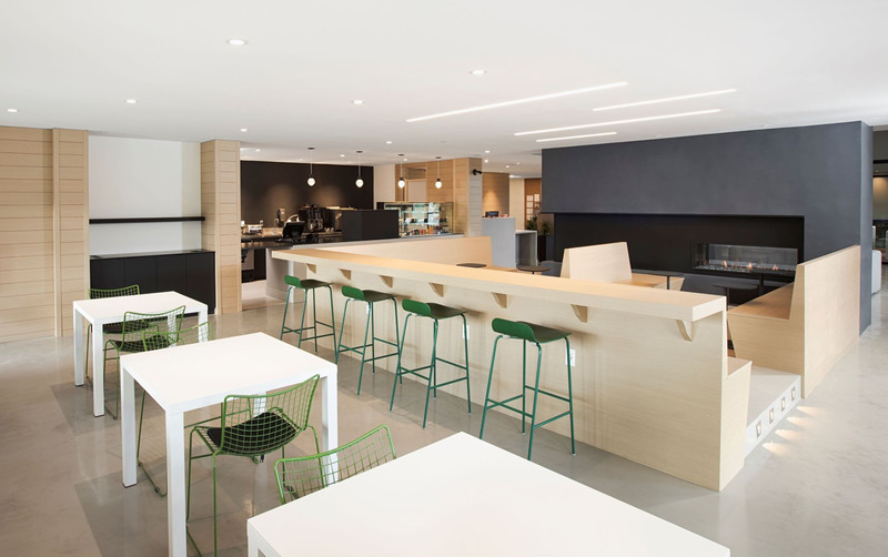Dossier de presse | 2973-01 - Communiqué de presse | IDIBC Announces 2021 Awards of Excellence Recipients - Interior Designers Institute of British Columbia - Design d’intérieur commercial - <p class="">IDIBC Award of Merit: Brenda Chiu RID IDIBC; HI Jasper Hostel, Jasper AB; Hospitality category</p> - Crédit photo :  <p class="">Kokemor Studio (1 of 3)</p> 