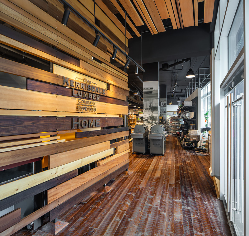 Dossier de presse | 2973-01 - Communiqué de presse | IDIBC Announces 2021 Awards of Excellence Recipients - Interior Designers Institute of British Columbia - Design d’intérieur commercial - <p class="">IDIBC Award of Merit: Kenna Manley RID IDIBC and Robin Bailey RID IDIBC; Kerrisdale Lumber, Vancouver BC; Retail and Kiosks category</p> - Crédit photo :  <p class="">Barry Underhill (1 of 3)</p> 
