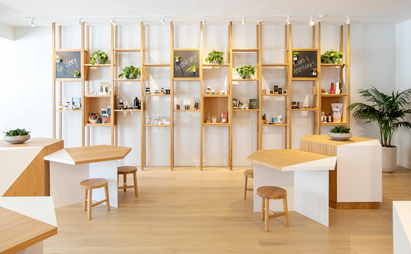 Dossier de presse | 2973-01 - Communiqué de presse | IDIBC Announces 2021 Awards of Excellence Recipients - Interior Designers Institute of British Columbia - Design d’intérieur commercial - <p class="">IDIBC Award of Merit: David Nicolay RID IDIBC; Kiaro Cannabis, Vancouver BC; Retail and Kiosks category</p> - Crédit photo :  <p class="">Janis Nicolay (2 of 3)</p> 