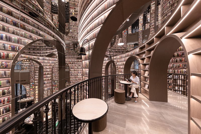Press kit | 3798-01 - Press release | Dujiangyan Zhongshuge - X+Living - Commercial Interior Design - Literature Area - Photo credit: SFAP