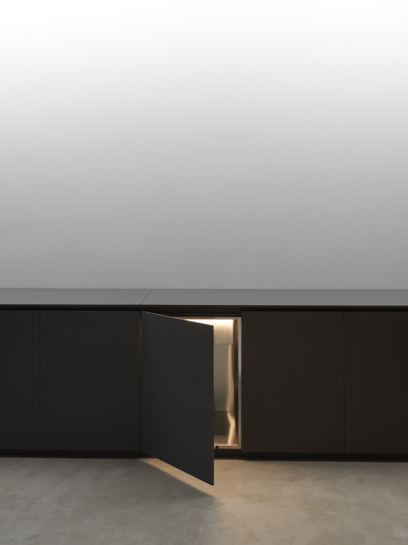 Dossier de presse | 4555-01 - Communiqué de presse | How a Dynamic Countertop Transforms the Kitchen - Nero Cucine - Produit - Crédit photo : Nero Cucine