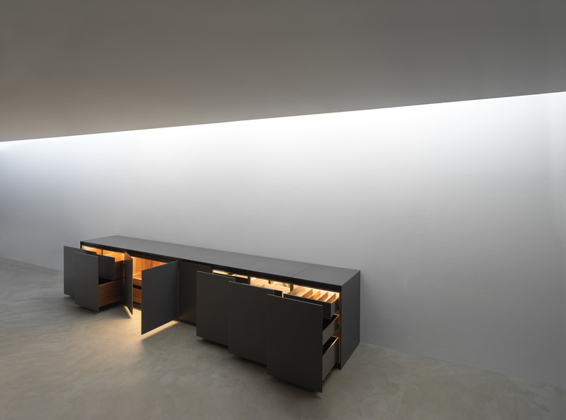Dossier de presse | 4555-01 - Communiqué de presse | How a Dynamic Countertop Transforms the Kitchen - Nero Cucine - Produit - Crédit photo : Nero Cucine