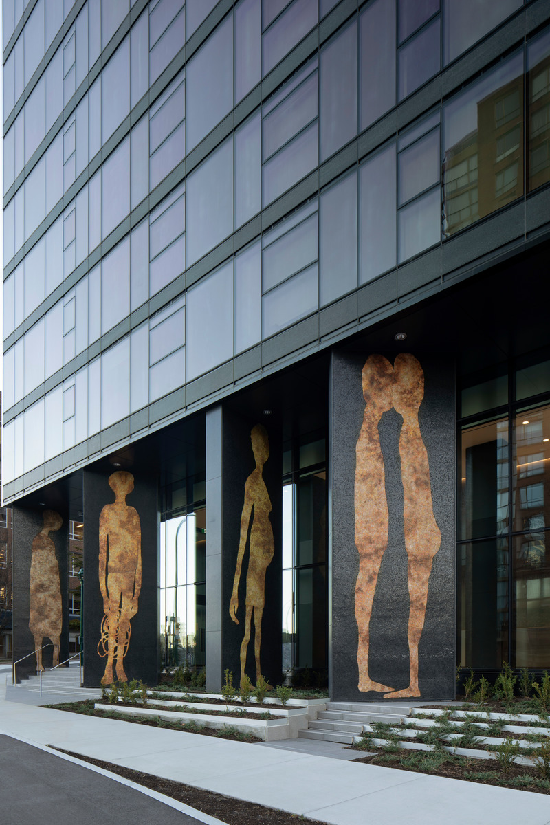Press kit | 1317-17 - Press release | ACDF Unveils The Pacific: A High-Rise Building Entrenched in Vancouver's Public Realm - ACDF Architecture - Residential Architecture - Photo credit: Adrien Williams