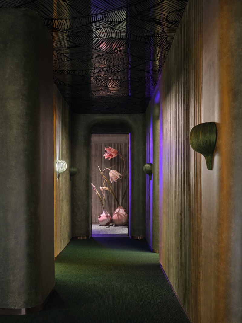 Press kit | 3531-05 - Press release | Green Massage in Madang Road, Shanghai - Vermilion Zhou Design Group - Commercial Interior Design - The aisle in massage area  - Photo credit: Yunpu Cai